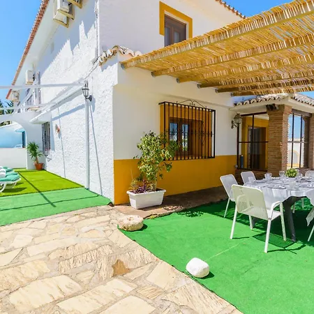 Patio De Naranjos Haus Mit Terrasse Und Schwimmbad Holiday home Alcaucin